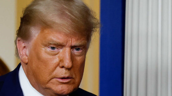 EUA – Trump é fichado na Geórgia e fotografado pela 1ª vez como réu