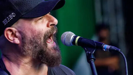 Músico – Baixista da Ultraje a Rigor, é baleado na cabeça