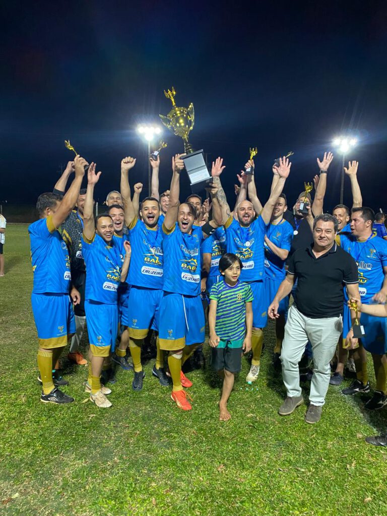 Futebol – Grande Final do Campeonato Municipal de Futebol Suíço de Veteranos de Terra Roxa