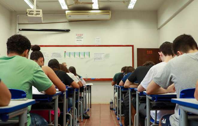 Educação – Prazo para isenção da taxa de inscrição do vestibular da UEM termina nesta quinta-feira