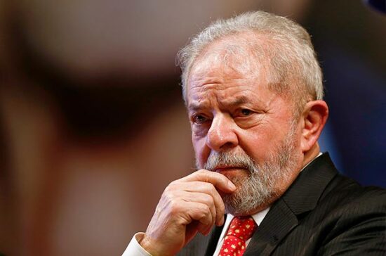 Brasil – Lula veta projeto que aumentava número de deputados federais