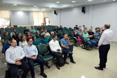 C.Vale promove reuniões com associados do PR e MT